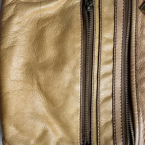 Fossil Tan Yellow Leather Crossbody Purse, Vintage with Adjustable Strap - Picture 8 of 12